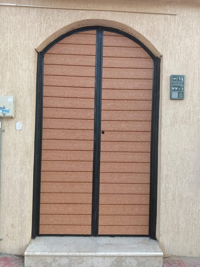 تكسيات ابواب بديل خشب